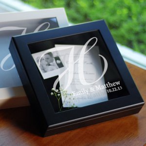 groomsmencom's tweet image. Engraved Memories Wedding Keepsake Box

Buy at bit.ly/2taAqvo

#GiftSet #KeepsakeBox #WeddingKeepsakeBox