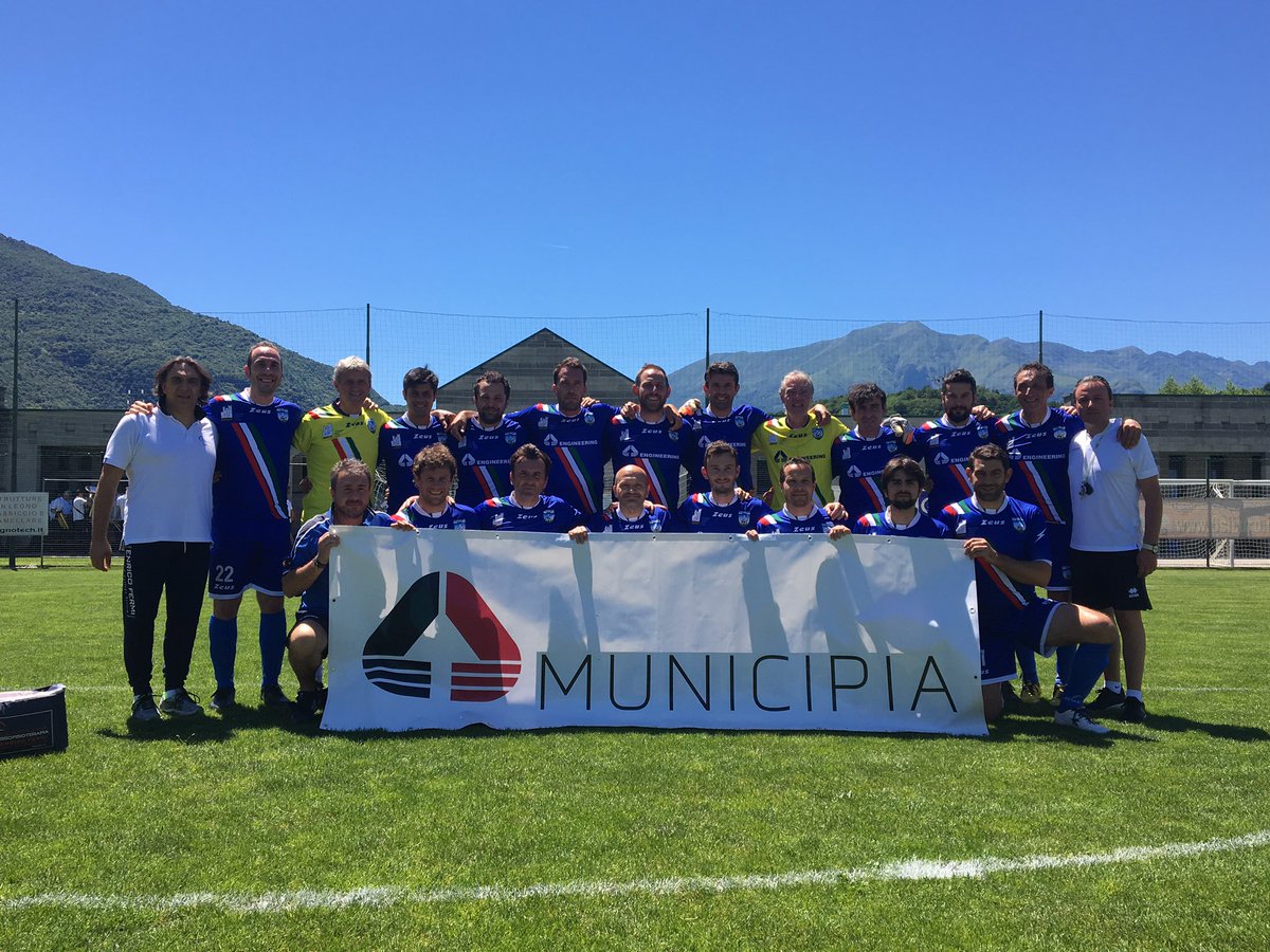 NazITASindaci's tweet photo. Vittoria netta a #colico al torneo #uncalcioallaleucemia per guarire un bimbo in più con il @ComitatoVerga @EngineeringSpa @comuni_anci https://t.co/L1Y3h1qoDI