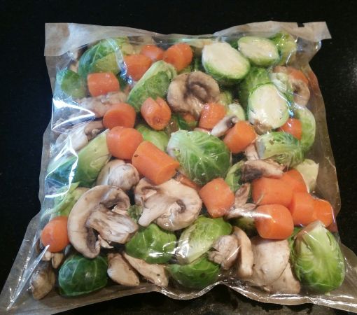 DinnerIsDone's tweet photo. #NationalEatAllYourVeggiesDay - No better way 2 celebrate than 2 put some #veggies in a #ReadyChefGo bag and go to town in minutes #CookBags https://t.co/2HCsGmeTOD