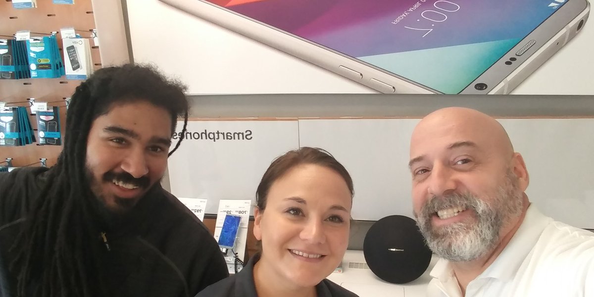 uwMarkLyons's tweet photo. Making it happen in Waukesha with @angelaperrywi @RodWortham @DavidGraham68 https://t.co/kjCNqlmsta