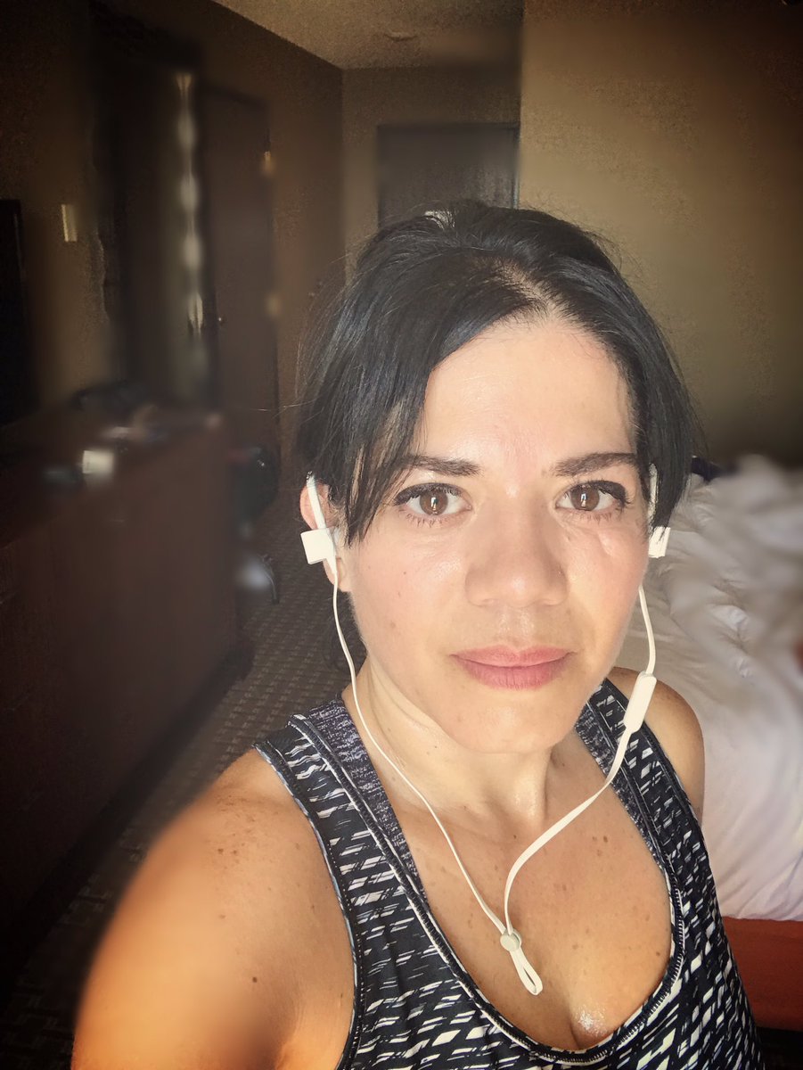 roxstronglife's tweet photo. #SweatMugSaturday! Figured by the time I walked down to the #fitness room I could have my workout done! #22MinHardCore #Cardio https://t.co/ybMmXzvNhZ