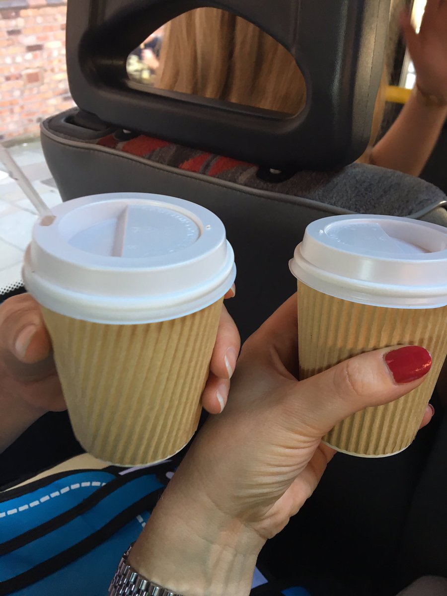 helen_nunn's tweet image. #5 takeout? #inarush #hens