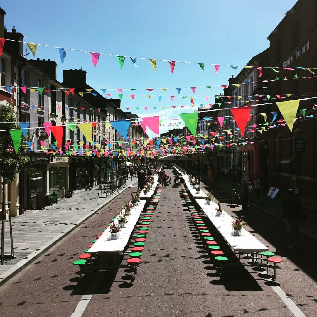 WestCorkBusines's tweet photo. Great atmosphere in #Clonakilty for the street carnival well done to all involved enjoy the weather folks! https://t.co/0dHNVDeRf4