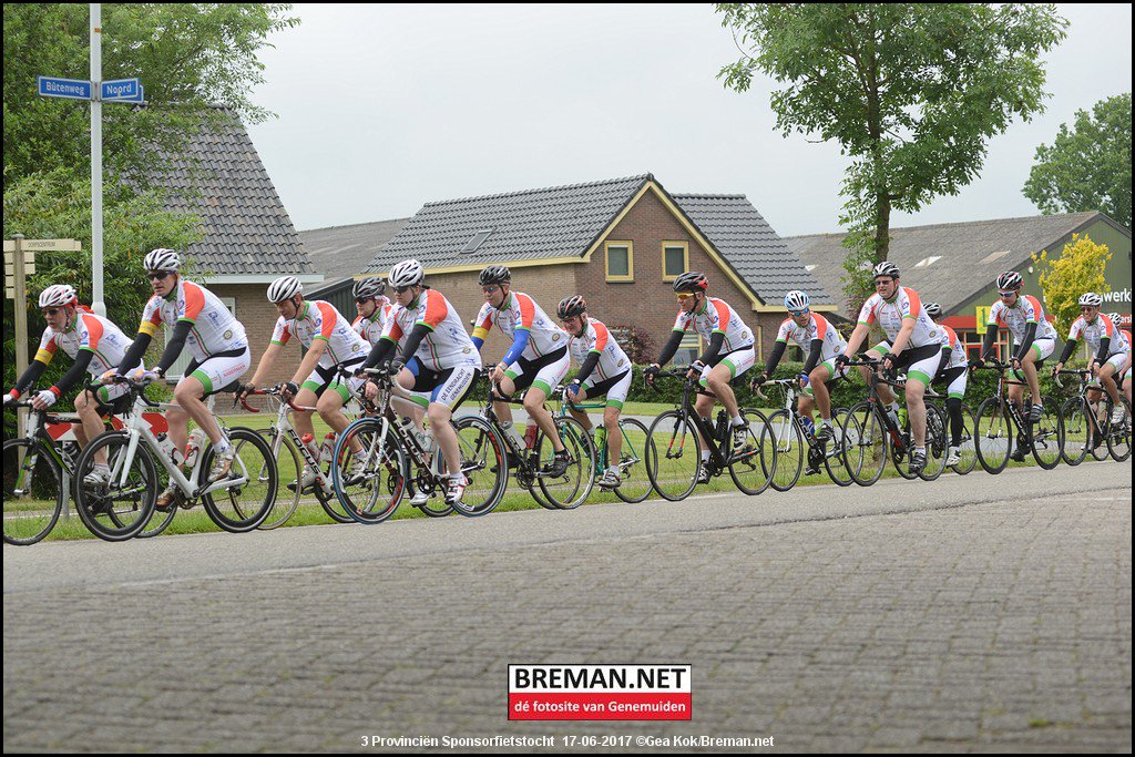 Bremannet's tweet photo. Video deel 1 online:  3 provinciën Sponsorfietstocht - https://t.co/kc3WBUBNLH https://t.co/GsvkbDPAwH https://t.co/anWhtjObC9