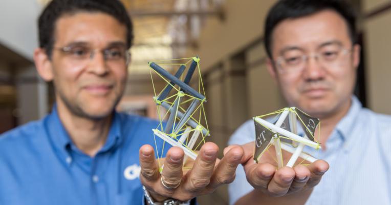 stevekrohn's tweet photo. Shape-shifting ‘4D’ printed objects could pave the way for outer space structures https://t.co/y7rIqFJqy7 https://t.co/7QsTlJbPZN