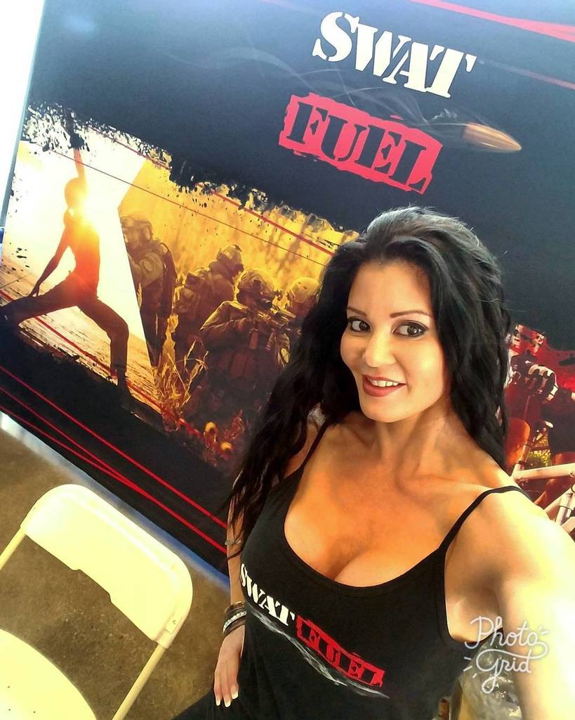 StaceyNaito's tweet photo. Come by the @swatfuel booth at the @npcwestcoast today and get some samples! 😊
#SWATFuel #SWATBody #SWATFuelteam #… https://t.co/FMnl3jI6dB https://t.co/z9P9I8Y2mG