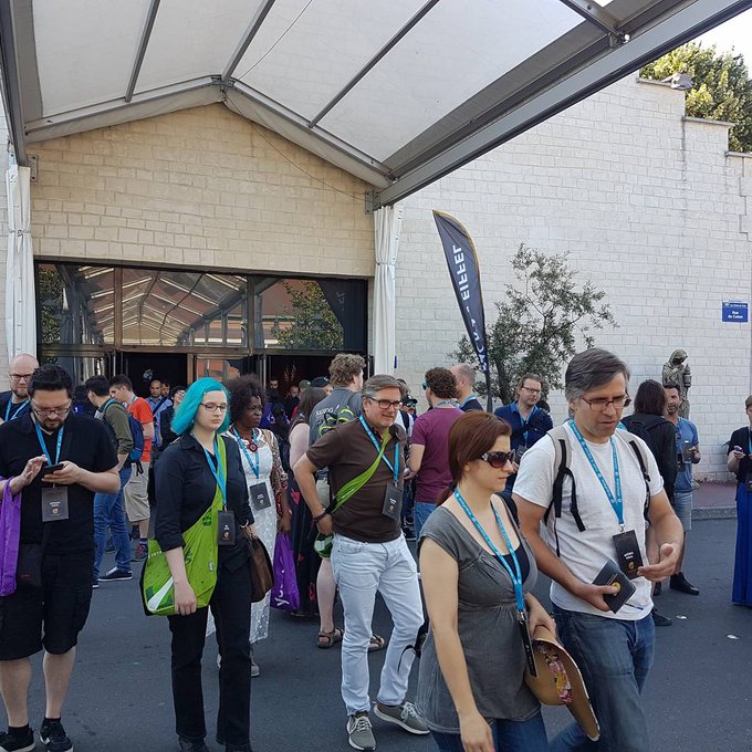 View image on Twitter