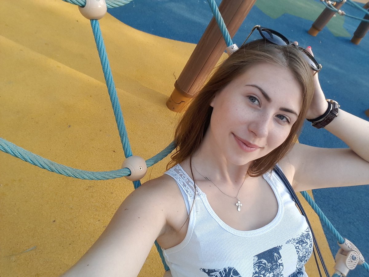 Nelya1393's tweet photo. Обычная детская площадка.. https://t.co/2DmsFHme2J