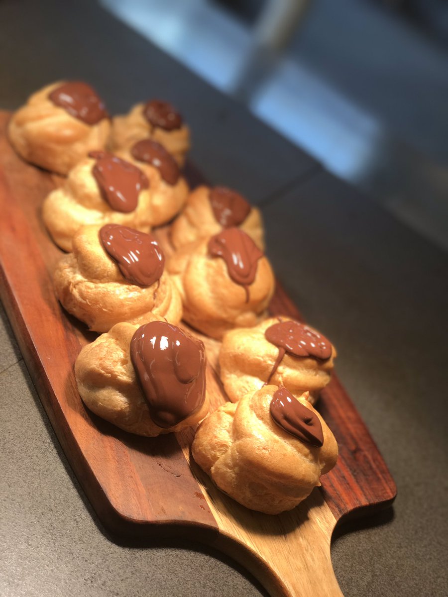 ChristophOgur's tweet photo. Homemade giant #profiterols with raspberry cream @CCSSCambridge @HolroydHowe https://t.co/1zRQF1aA9b