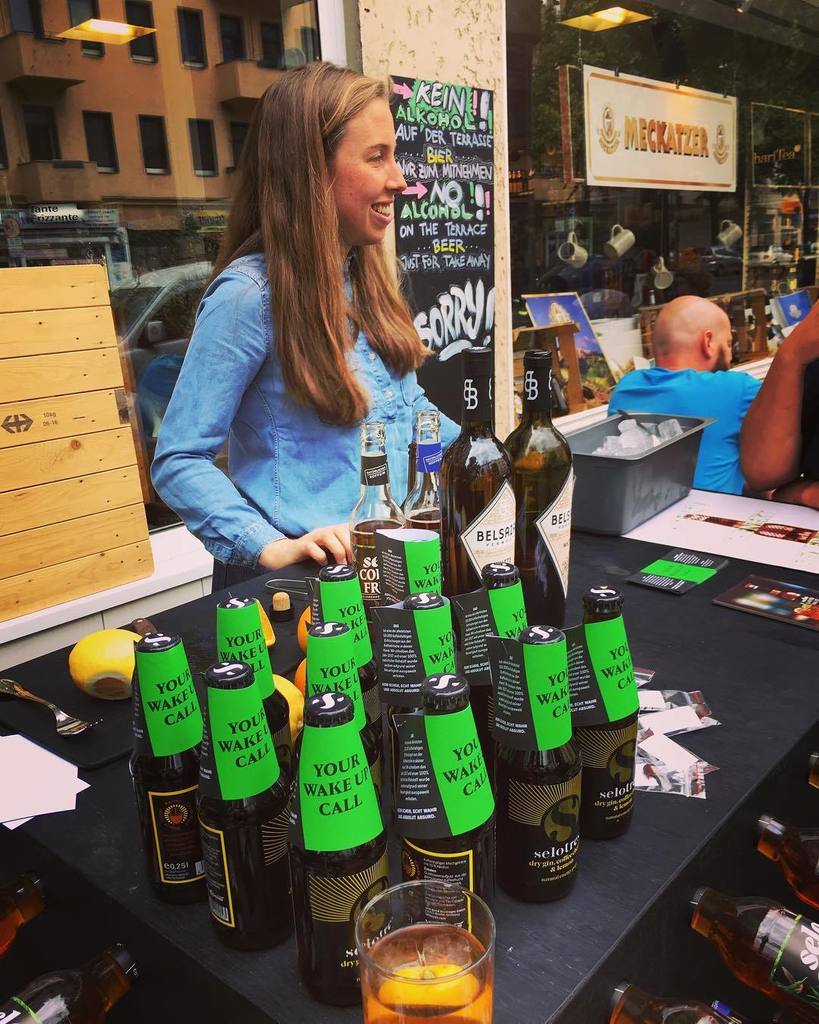 BenzWeine's tweet photo. #benzweine mit @selo_coffee_fruit in #Berlin bei @tantefrizzante 
War schön mit Euch und danke für die Einladung!
… https://t.co/jykl1jYOli https://t.co/qVyw2C3skH