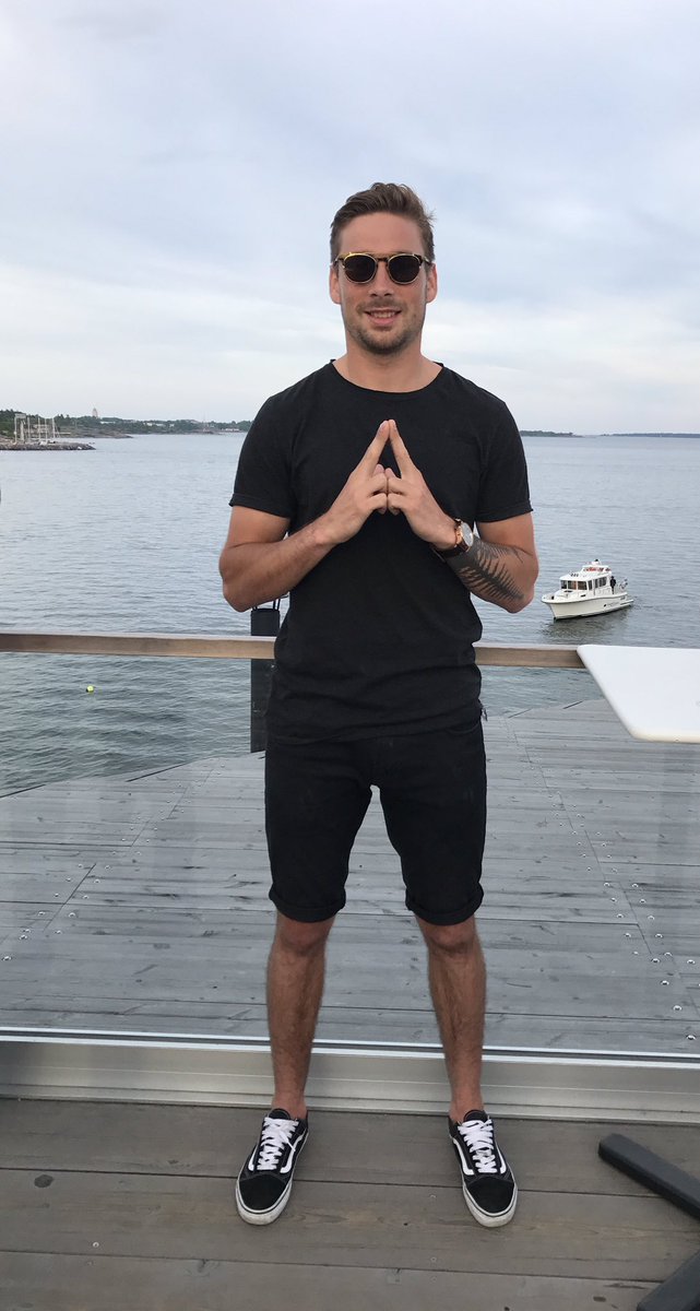 SebYlonen's tweet photo. Spopets challenge en soutien à Paris 2024 🗼Je nomine @nouniiizz @nicklass11 pour réaliser ce challenge #spopetschallenge #spopets #Paris2024 https://t.co/NodOpJ7snc