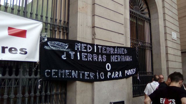 #ObrimFronteres
 Mediterráneo ¿Tierras hermanas o cementerio para pobres?