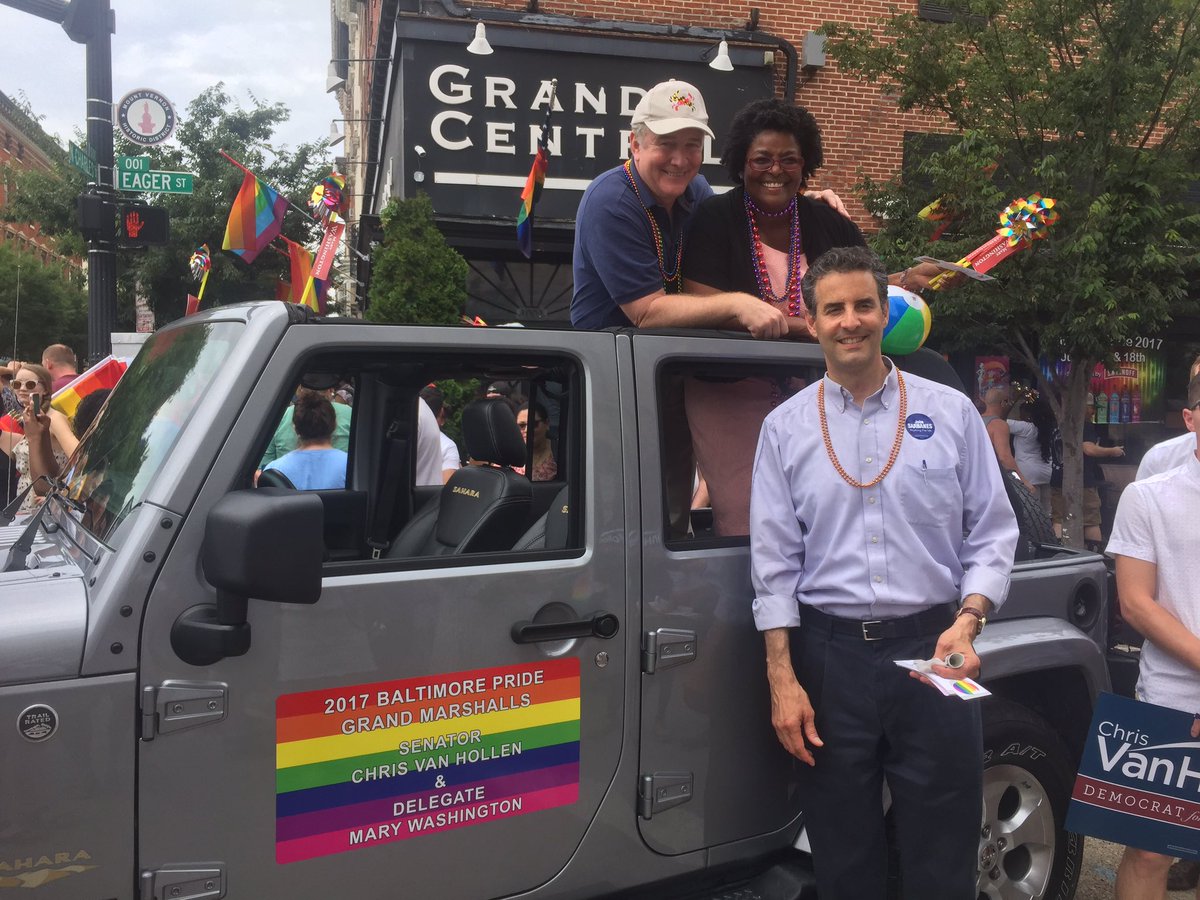 StateSenMaryW's tweet photo. #Pride2017 with @ChrisVanHollen &amp; @RepSarbanes https://t.co/oD95rvfITv