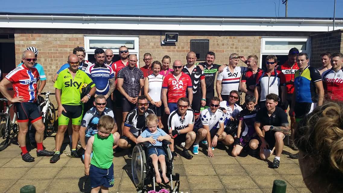 Bensfirststeps's tweet photo. #ben2ben 2017 https://t.co/cmvzD2UMvG 125 miles in a day to raise money for Ben Thank u all so much was tough in this heat #charity #evesham https://t.co/ONmJb2m4FG