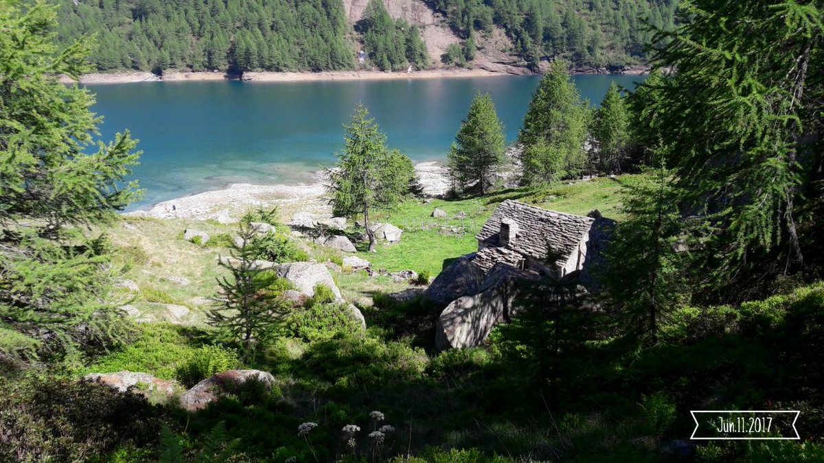 MaggioreChannel's tweet photo. Bellissima #passeggiata intorno al #LagoDevero, sapevate che #Codelago è la #diga artificiale più antica d'#Italia? Godetevi il #panorama ! https://t.co/GqD32aiB6y