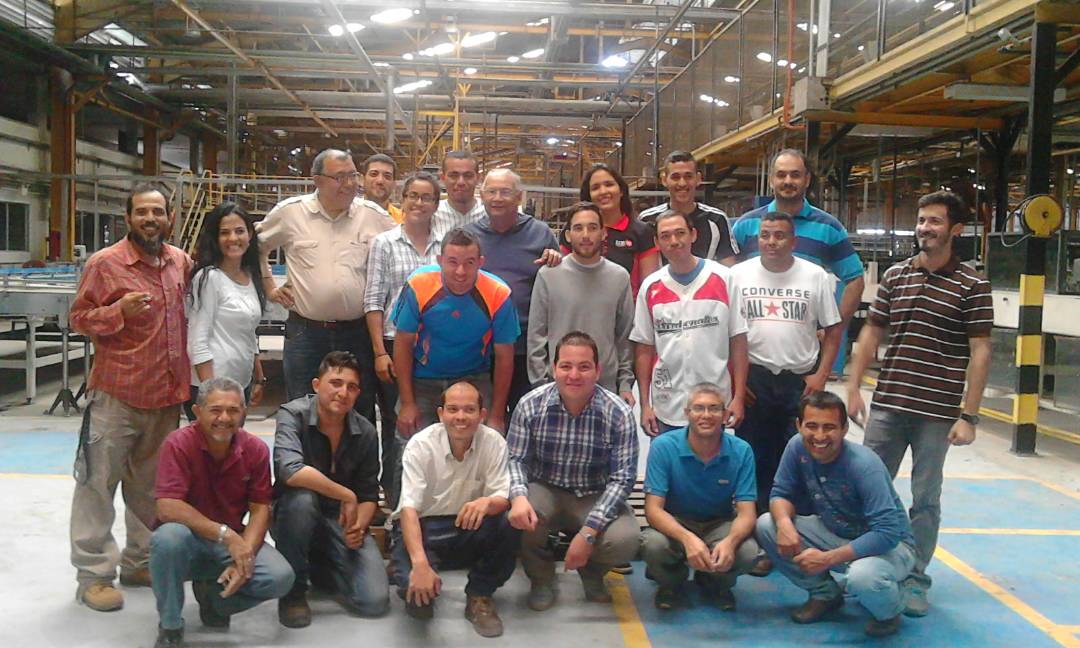 Icarrasquelxx's tweet photo. Otro paso firme en la consolidación de la brigada de automatización. Hoy se dio cumplimiento a toda la carga académica del diplomado #ACICP https://t.co/gJqbhuGC46
