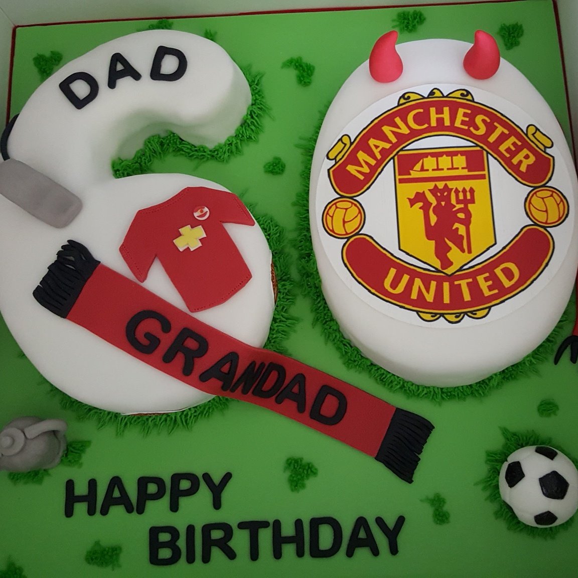 sdaarnaihel's tweet photo. My dad's cake https://t.co/MJ6HBvgdeP