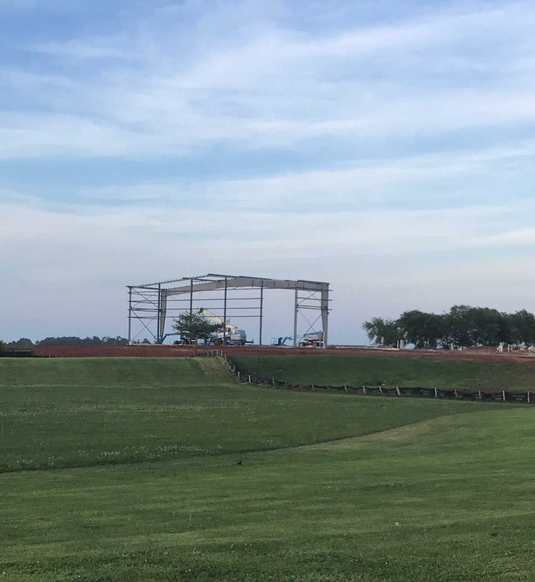 warrenbball's tweet photo. Walls are going up! #buchanonpark #newgyms https://t.co/S5jogFWKa9
