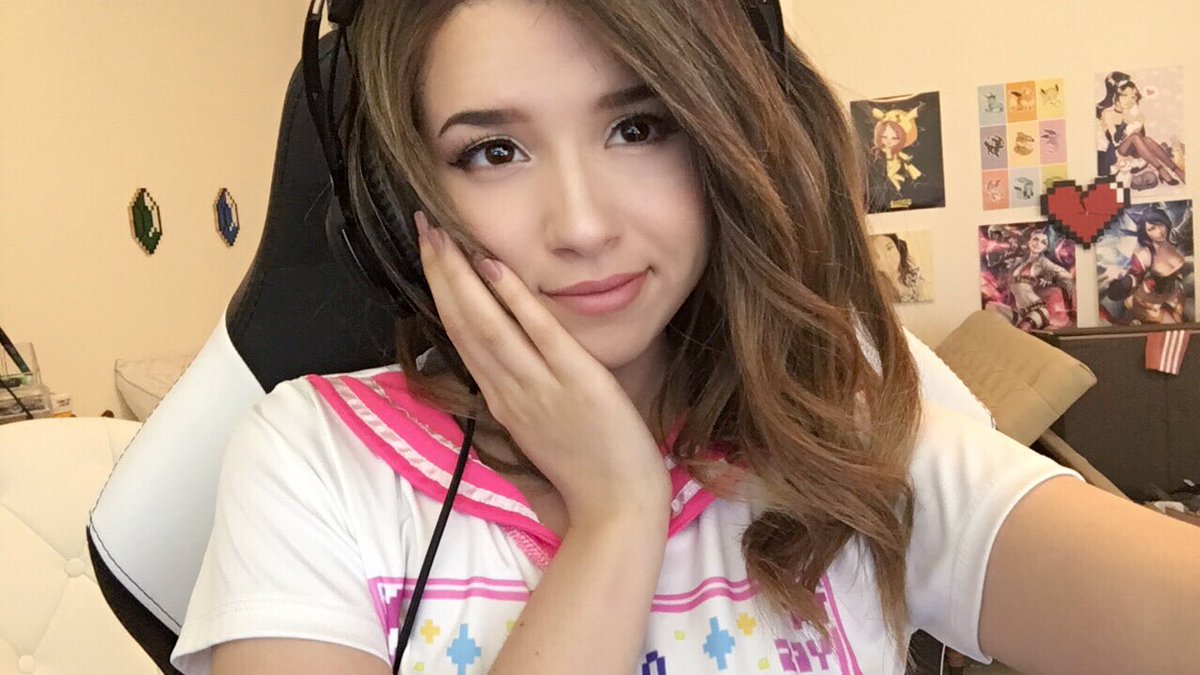 ...still tryna stream wearing my @HyperX revolver S #ad #hyperXfamily http:...