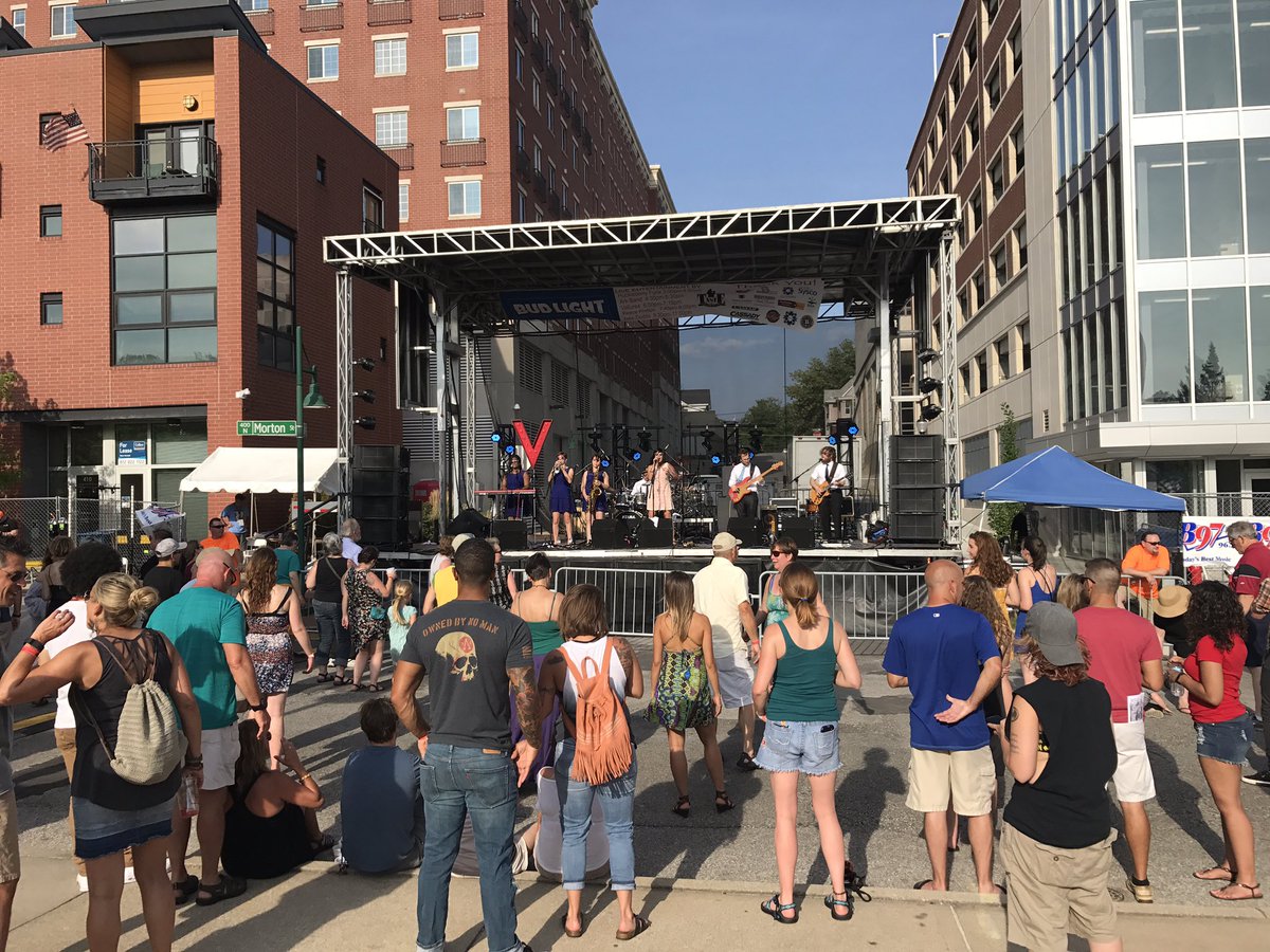 LPMonroeCounty's tweet photo. Be sure to check out Taste of Bloomington tonight! https://t.co/z6H7ZJOZfp