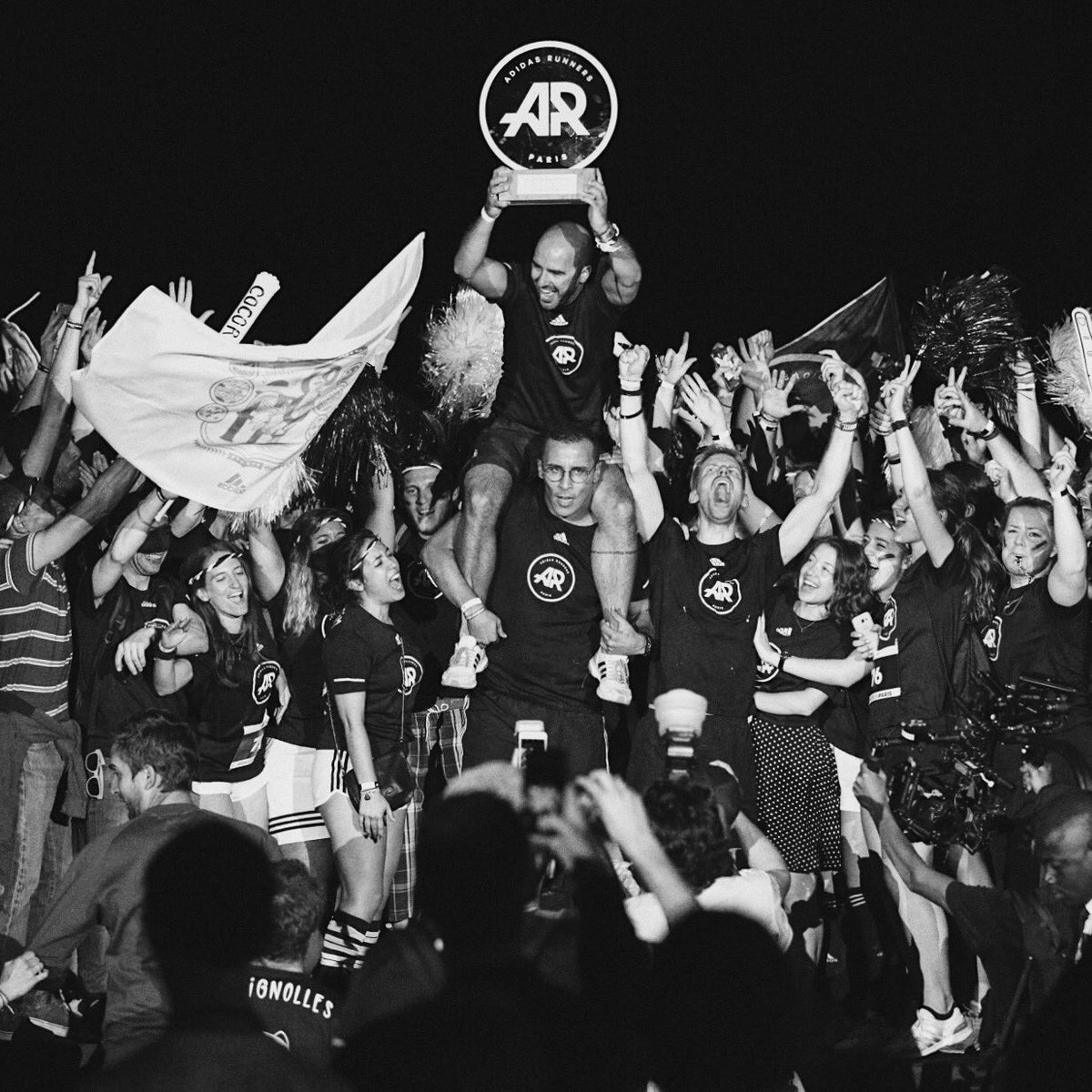 adidasFR's tweet photo. La consécration d'une saison riche en émotion !
@AR_Birhakeim remporte la 3ème saison de l'adidas Runners League 🏆⭐️
#WhyIRunParis https://t.co/nZegO5NMlR