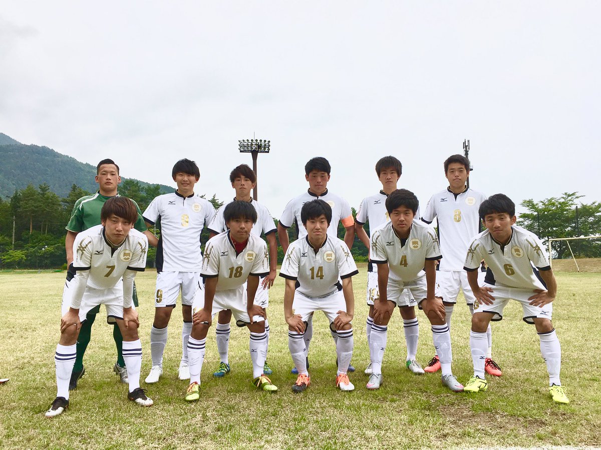 松本大学サッカー部 در توییتر 松本大学fc 長野県中信リーグ3部 松本大学fcvsフォルツァ まもなくキックオフです 本日のスタメンです 1 山﨑 4 細野 6 谷川 7 小林 航 8 天野 9 佐藤 14 米田 16 上田 18 高橋 19 岡本 村岡 T Co