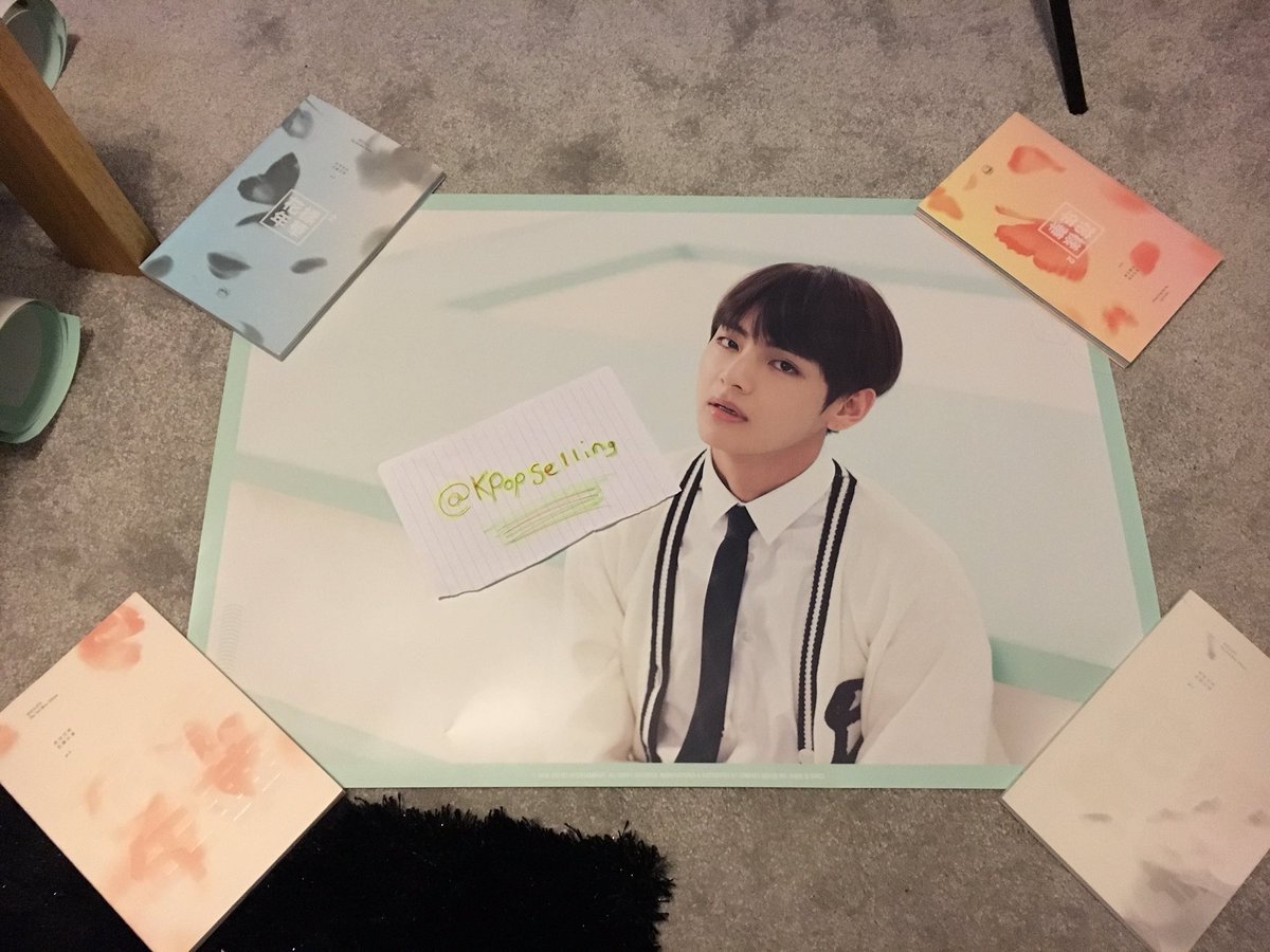 kpopselling's tweet photo. V (TAEHYUNG) 3RD MUSTER POSTER

(LIMITED EDITION)

♡ ~ £20 https://t.co/hmgXW3T0vm