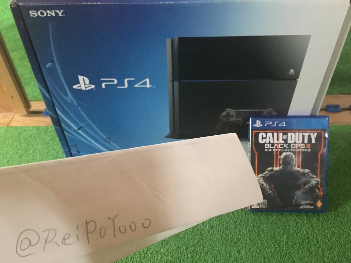 esuzelooo's tweet photo. どうも！れいぽよです！
PS4とBO3やらないんで抽選します！
応募方法はRTアンドフォローで！
フォロー稼ぎとかじゃないです。ガチです。
締め切りは夏休み前の7月19日で！
では開始です！
#PS4抽選
#プレゼント企画 https://t.co/EaP7CQ10Xl