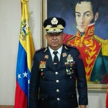 Te invitamos a seguir en instagram al Director General Nacional de Bomberos: General (B)
 <a href="/angelmup/">angel guerrero</a>
y en Twitter <a href="/amuozp/">General Angel Muñoz</a>