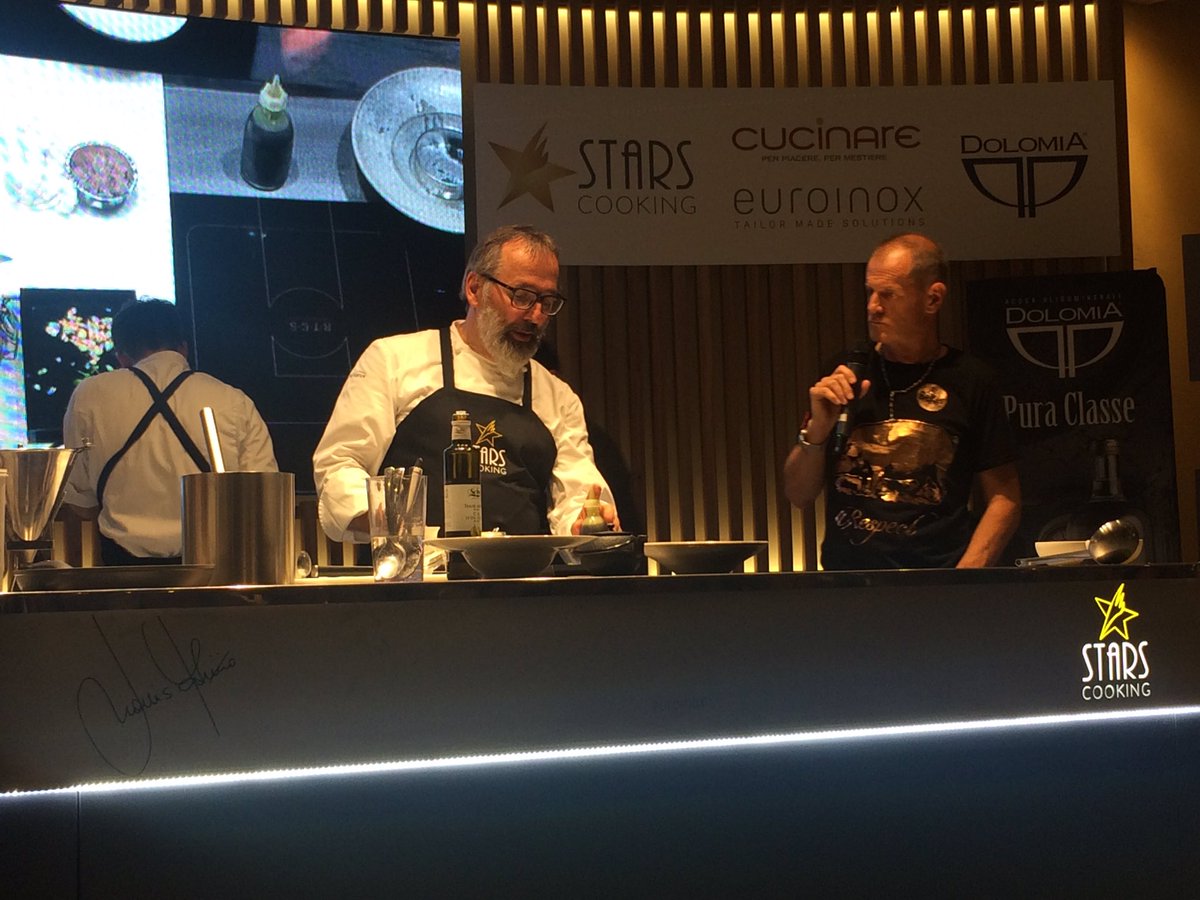 LignanoSabb's tweet photo. L'ultimo show cooking di oggi è con lo chef bistellato Norbert Niederkofler con la sua tartare di Coregone.
#EasyFish2017 #Lignano #FVGLive https://t.co/eSVh6ulpo7