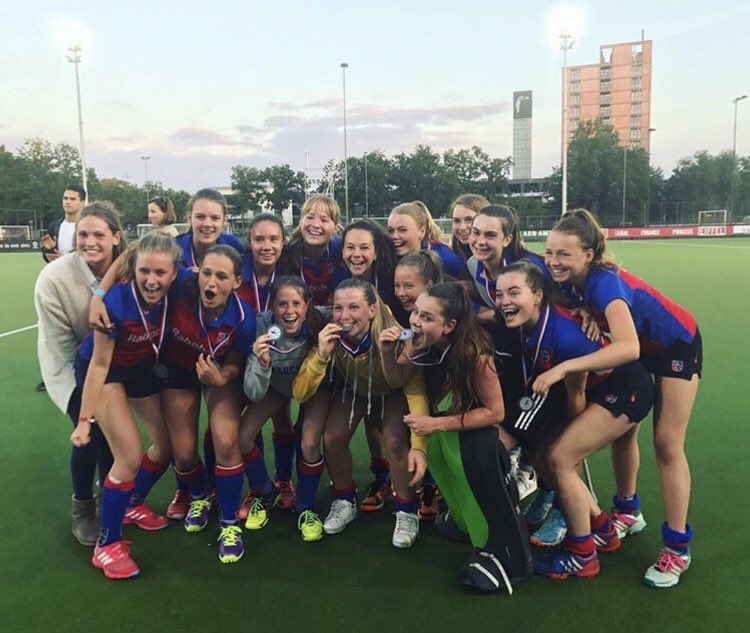 Onze MB2 2e van Nederland! Goed gedaan meiden. SCHC is trots op jullie. #SCHCdatzijnwij