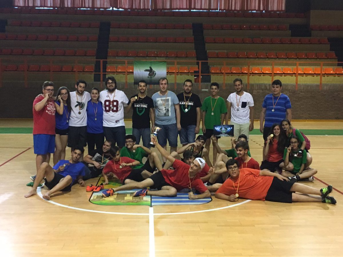 Vva_BlackStorks's tweet photo. Enhorabuena a #RedStorks primeros campeones de #FlagFootball de Extremadura.Magnífica y emocionante final #LJBS 2 #GreenStorks 3 #BlueStorks https://t.co/ZsLr7hhdHs