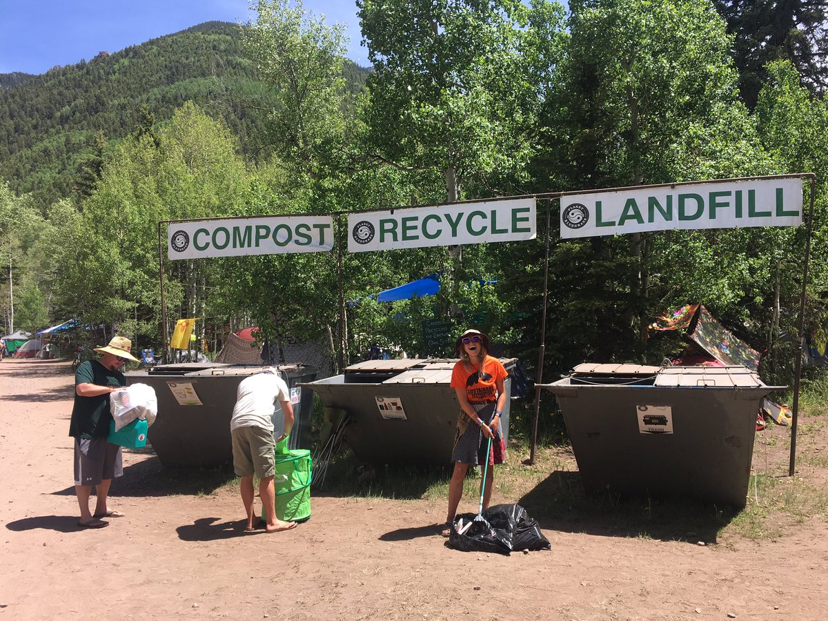 YNotRecycle's tweet photo. Happily separating trash for the masses #telluridebluegrassfestival https://t.co/UkyRnEduHa