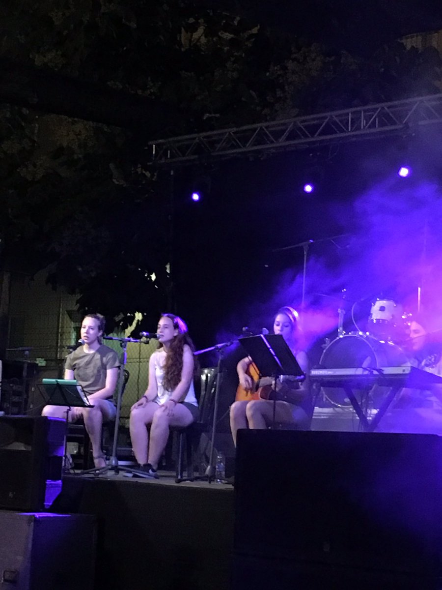 PardoMestre's tweet photo. @ColorsdePonent #maripopes #Lleida https://t.co/mwqecHAjan
