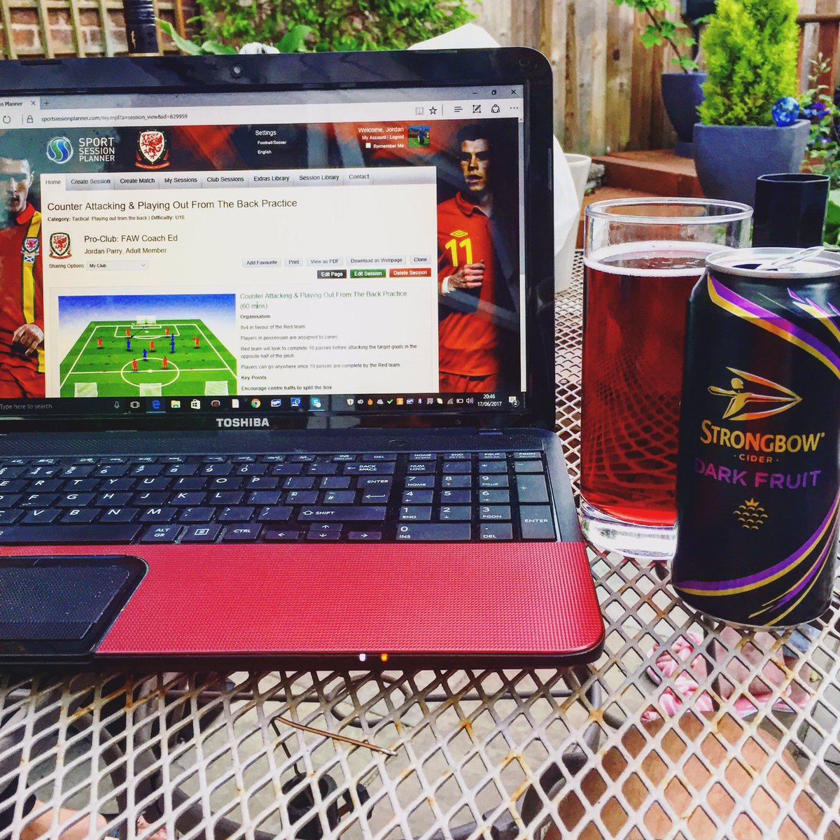 JordParry's tweet image. Love the summer nights ☀️⚽
#PerfectSetUp