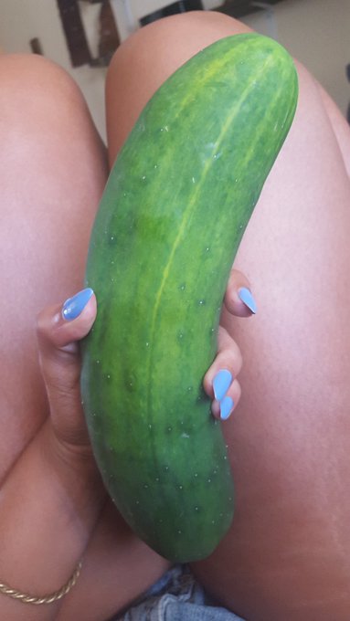 Bless the farmer's market 👀 https://t.co/sAbly828Rq<a href="/tag/chaturbate"class="tags"><span>#chaturbate</span></a>