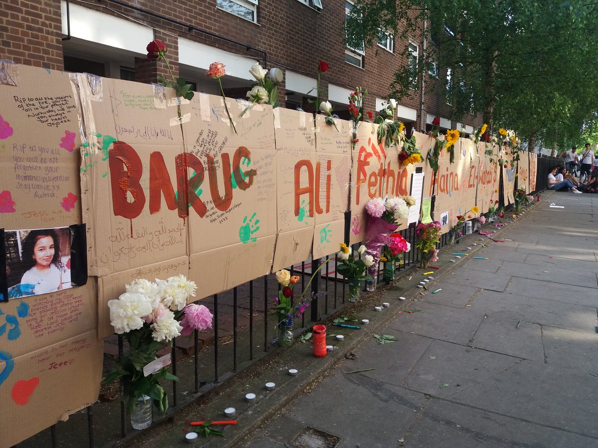 Their care + support for eachother was so moving Their anger, furious.
This is working class power. Its not going away #JusticeForGrenfell