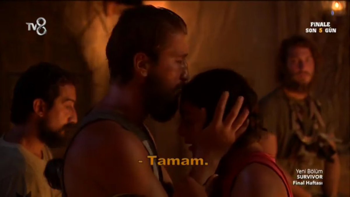MuzikveTV's tweet photo. Kardeşlik böyle bir şey olsa gerek. İyi ki tanımışız biz de Adem &amp; Sabriye kardeşliğini 😊👏🏻
#Survivor https://t.co/6PyhCmUzFy