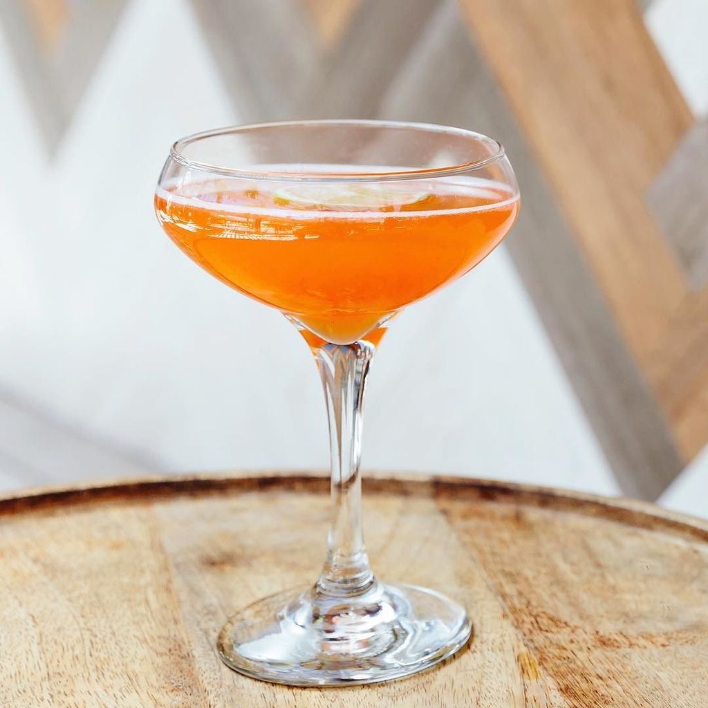Kimpton's tweet photo. Cheers, sip, repeat. #outpostsb #thegoodlandsb https://t.co/qqHcThUWqj https://t.co/lVbqbUTGtV