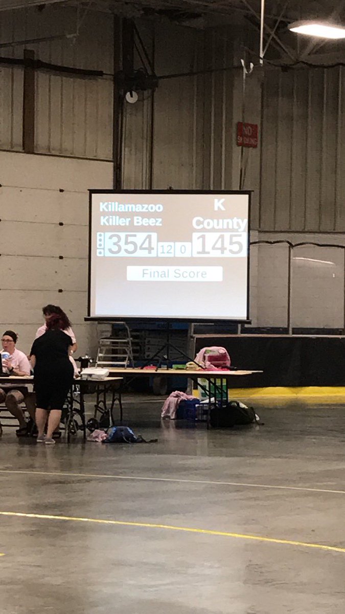 Two wins for KDD tonight! Thank to all the refs, NSOs, skaters and volunteers who helped us out tonight!