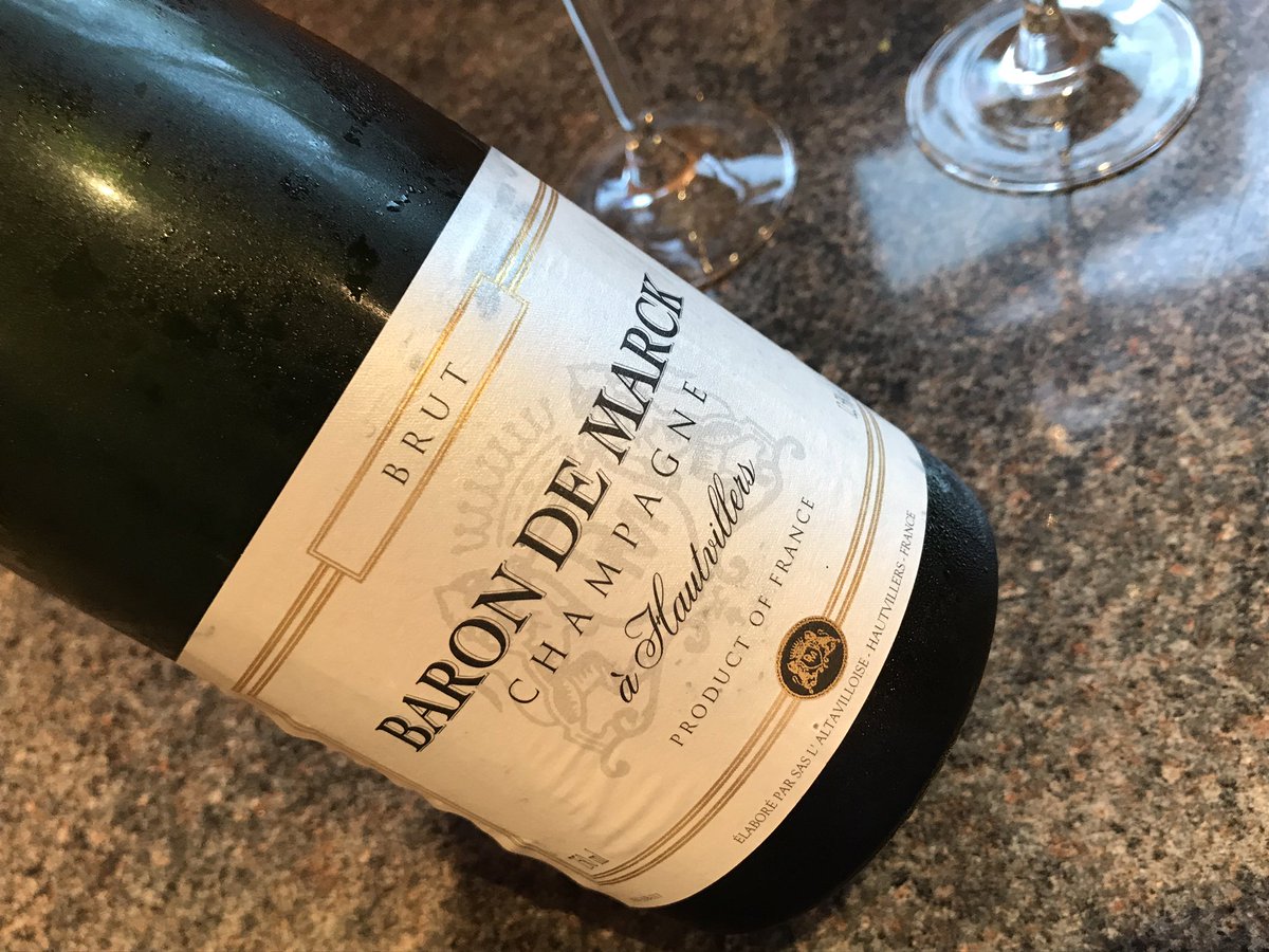 FrancescaGaffey's tweet photo. @PCWineAwards Thanks for asking! Champers over here! #pcawards I bet @PaulGHernandez @Naif_Official are drinking something good too! #judges https://t.co/HJAPqOjS3O