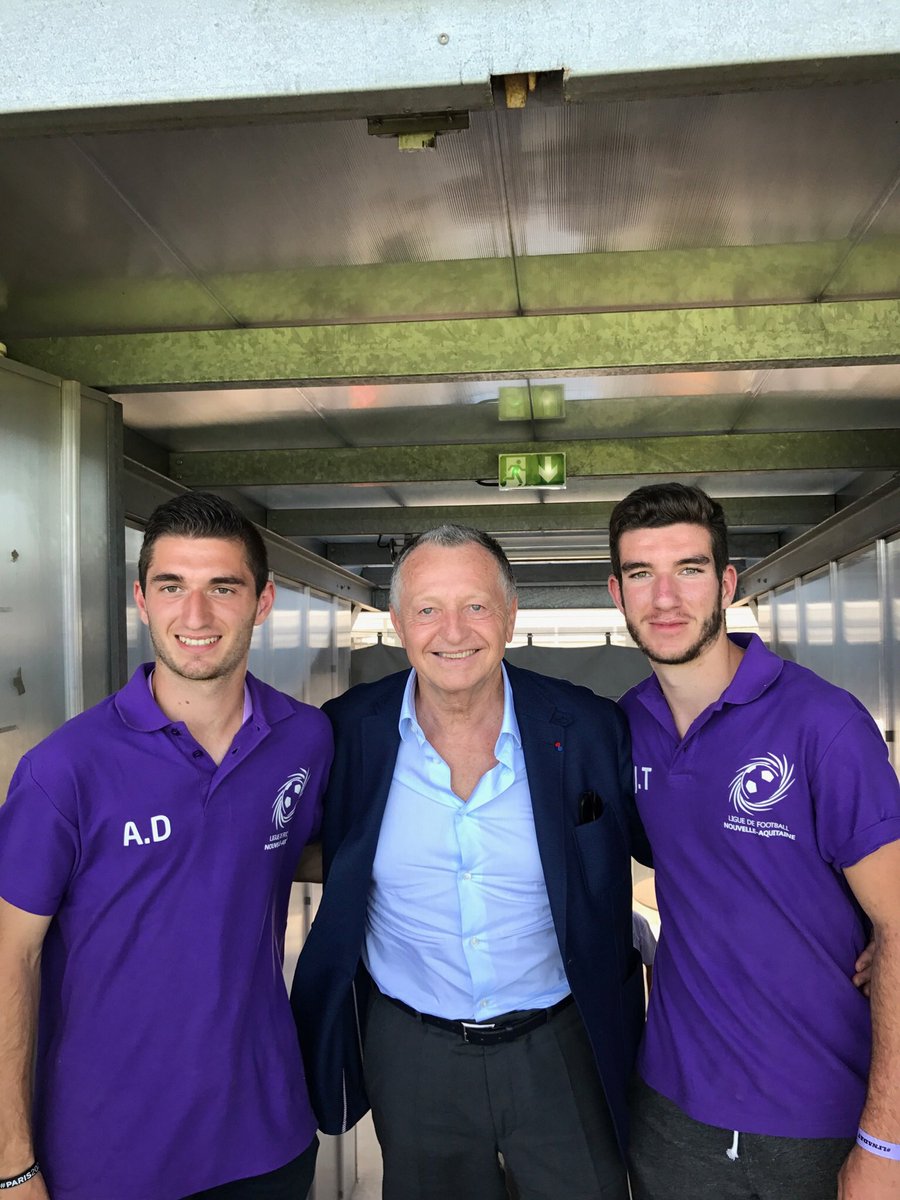 ArthurDcout's tweet photo. Merci Président @JM_Aulas pour ce moment sympathique! En espérant se recroiser très prochainement! 👍 https://t.co/Nq7ig3cVeP