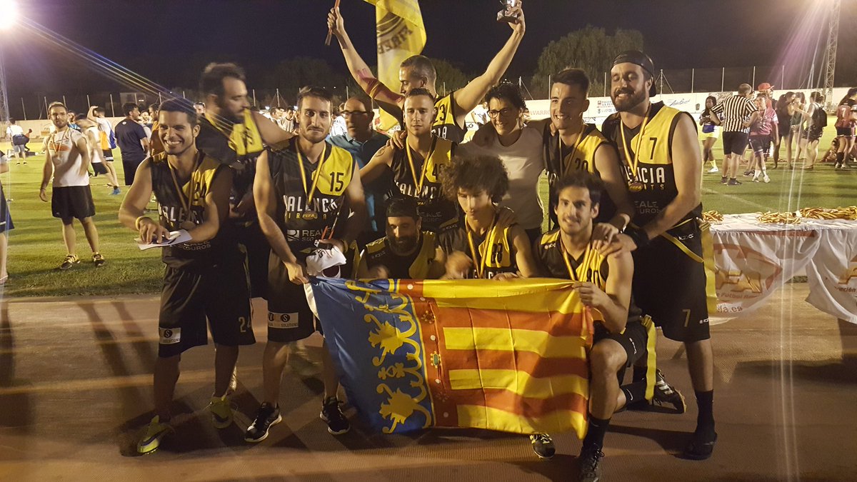 FEFA_Spain's tweet image. SPANISH FLAG BOWL
@vlcFIREBATS, campeón de la categoría Open. #FlagFootball #SFB17 #Calatayud