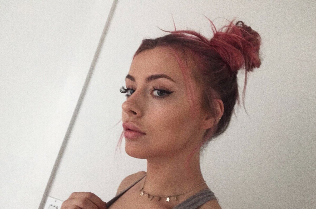 CorinnaKopf's tweet photo. https://t.co/brKs9WwBHW