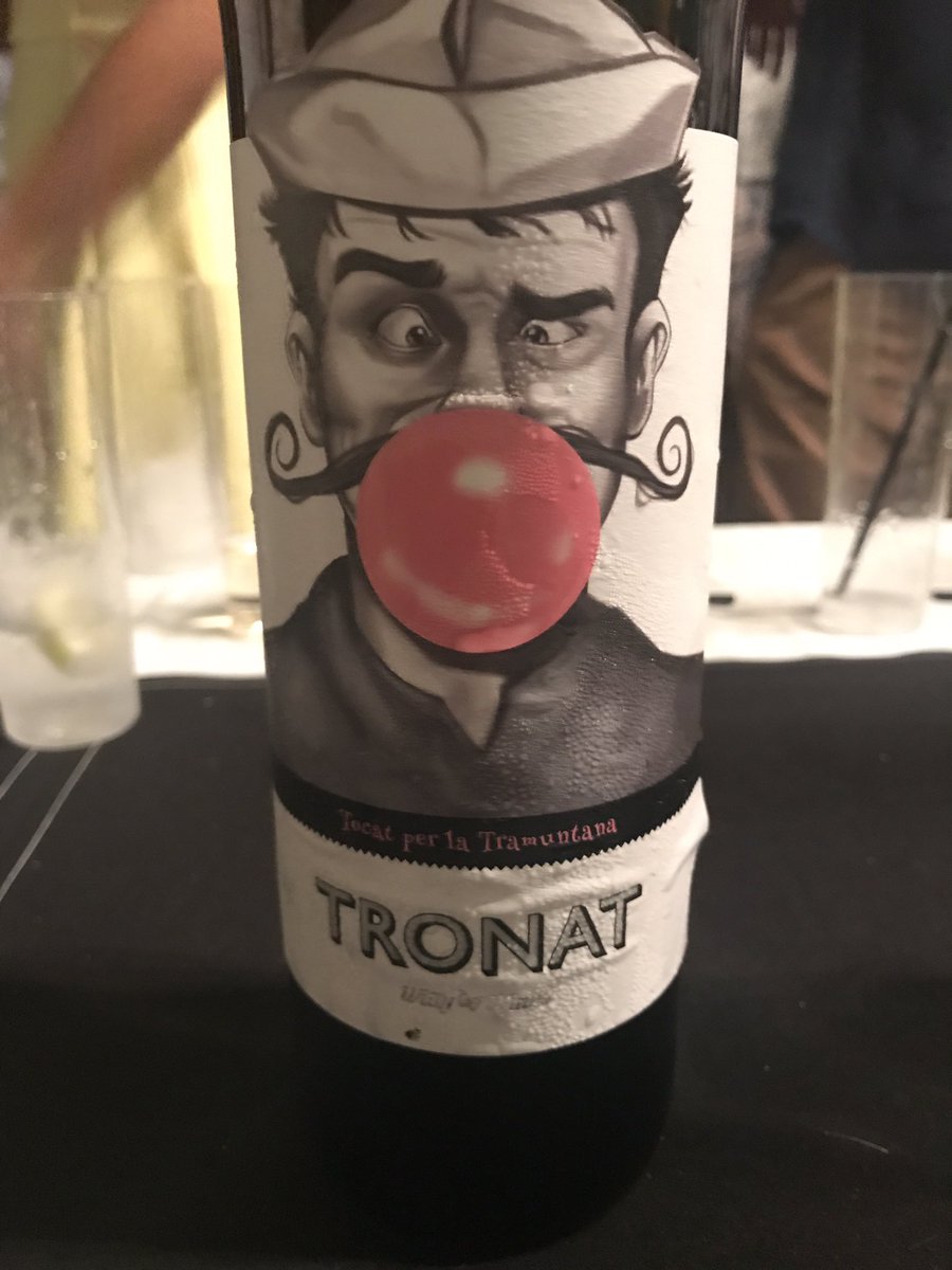 En #los40demarc con #tronat Felicidades <a href="/marcsorli/">Marc Sorli</a> Te queremos!!! Cc <a href="/alvarognl/">Alvaro Noain Larri</a> <a href="/ImmaSantisteban/">Imma Santisteban</a> <a href="/MiguelVicente_/">Miguel Vicente</a> <a href="/mickyribera/">Micky Ribera</a> <a href="/achampetierg/">Ana Champetier</a>