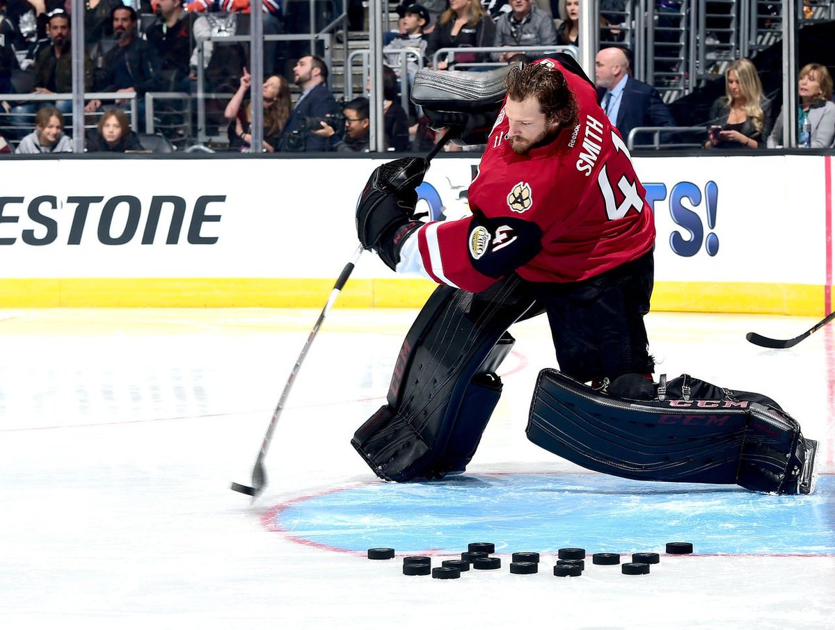 theScoreNHL's tweet photo. Can Mike Smith cure what ails the Flames' crease? https://t.co/KpHgqmrw3o https://t.co/87D3pM0JV2