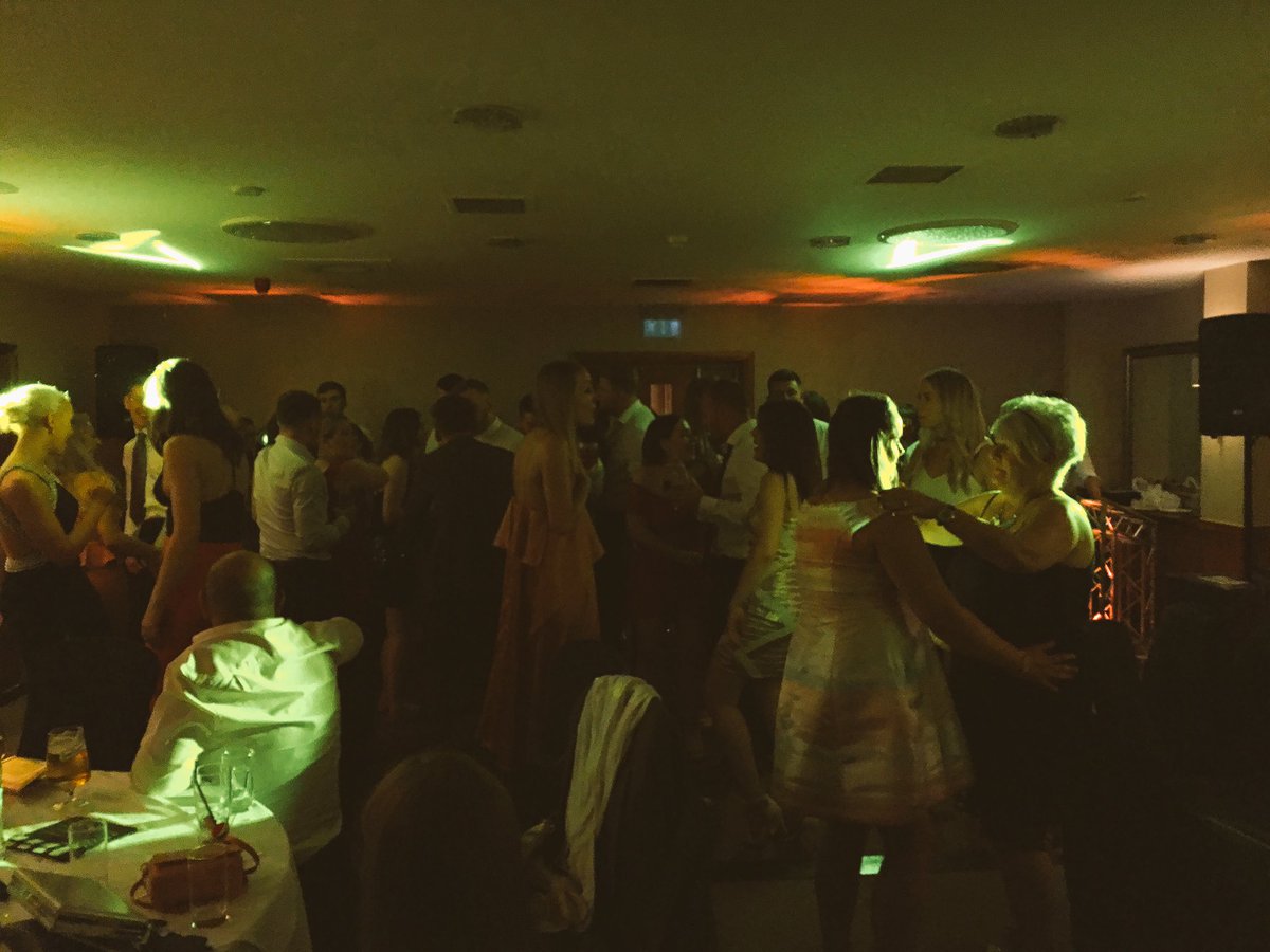 instaevents2016's tweet photo. Great atmosphere tonight for Laura's 21st Birthday party! 🎉🎉🍾🍾🍻 #DJ #Party #21st #Birthday https://t.co/11A4tlLtAx https://t.co/Nwauw0W9si