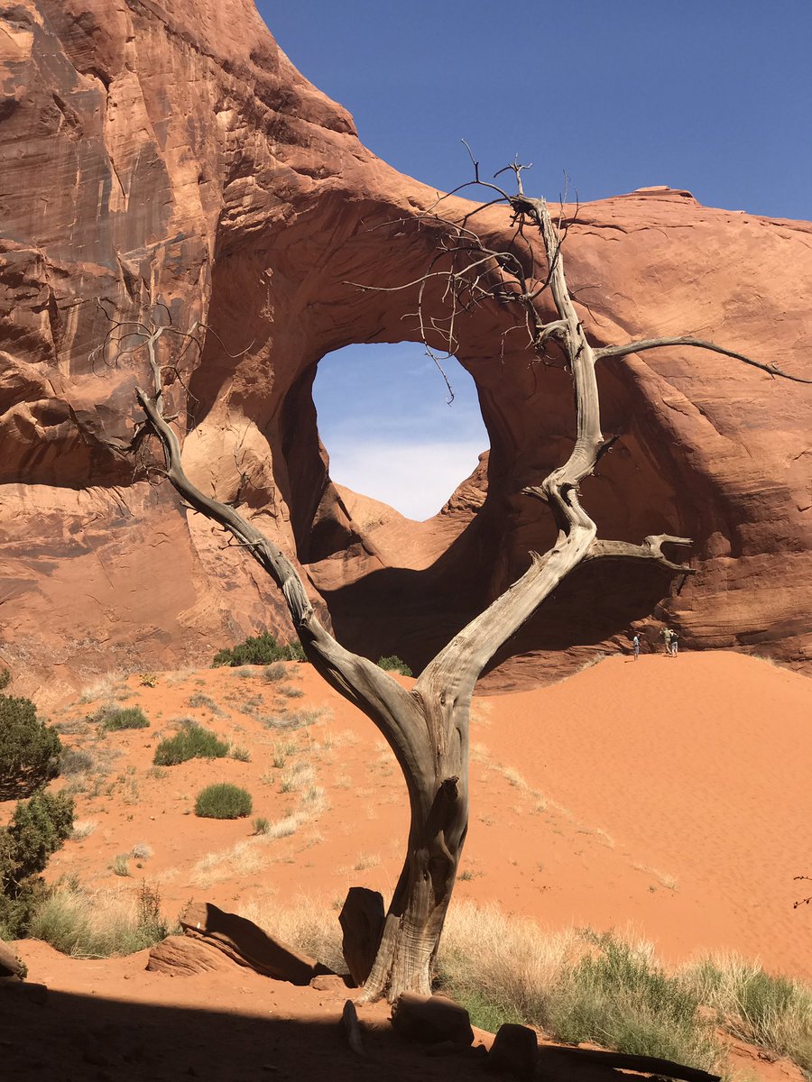 And then Mother Nature steps and utterly nails it. Monument Valley. Utah. #eyeeye #wonderandawe #USA #photography #theeyeshaveit