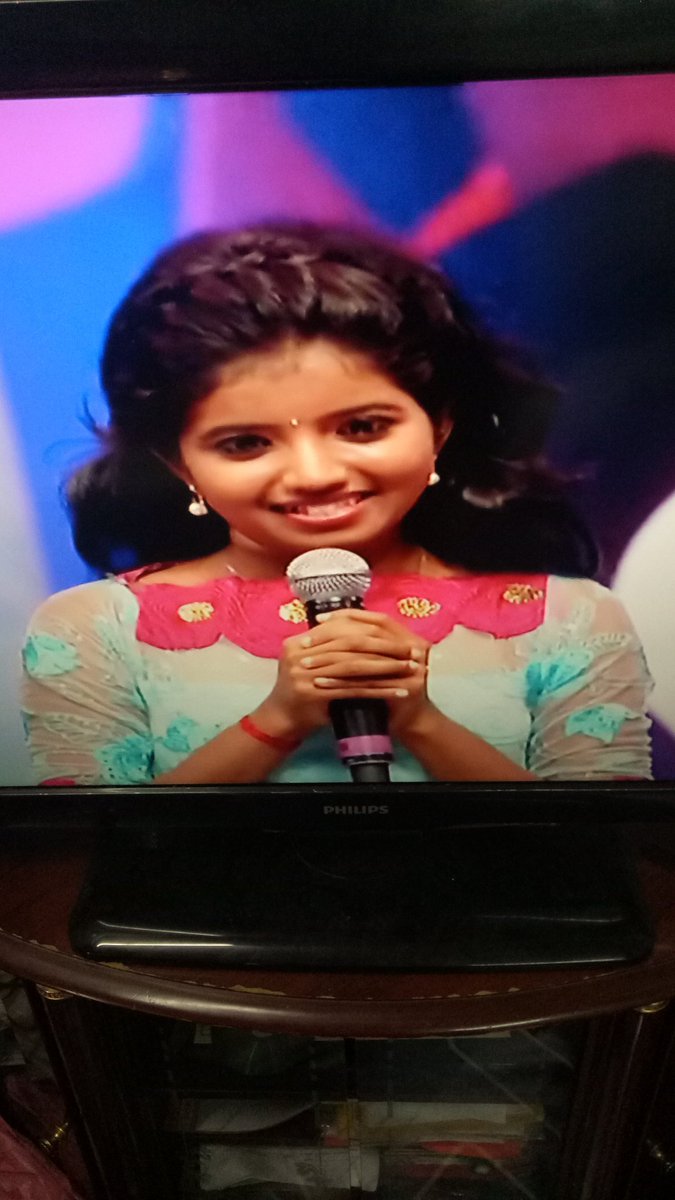 Logesvar96's tweet photo. As for me she was d winner but they cheated I can't accept it.gowri should hold the winning title. 
Gowri❤😍😘
#crushonher #SupersingerJunior5 https://t.co/x9TM33VoMf