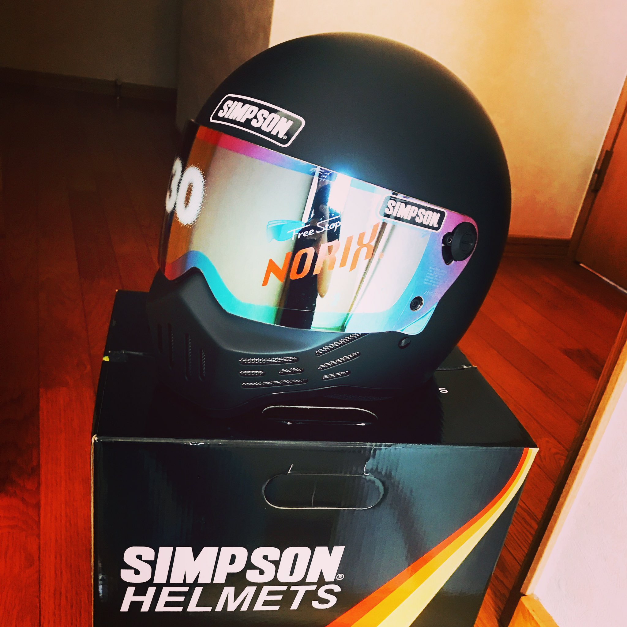 超歓迎された SIMPSON シンプソンヘルメット M30用シールド MODEL30
